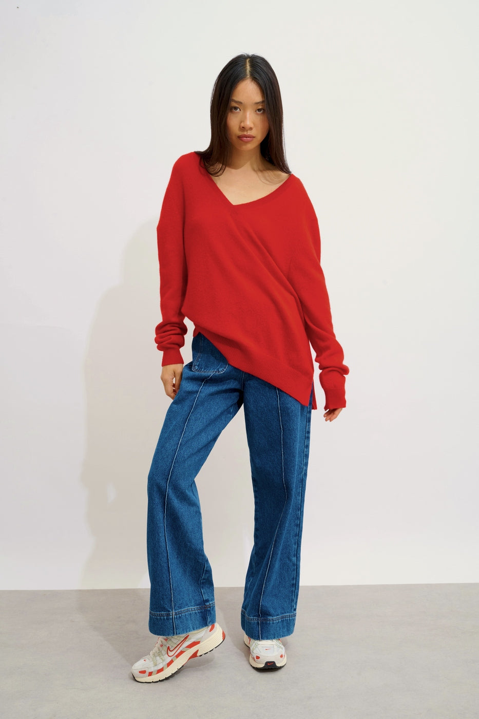 V-Neck Sweater Front And Back - Giegn - Red