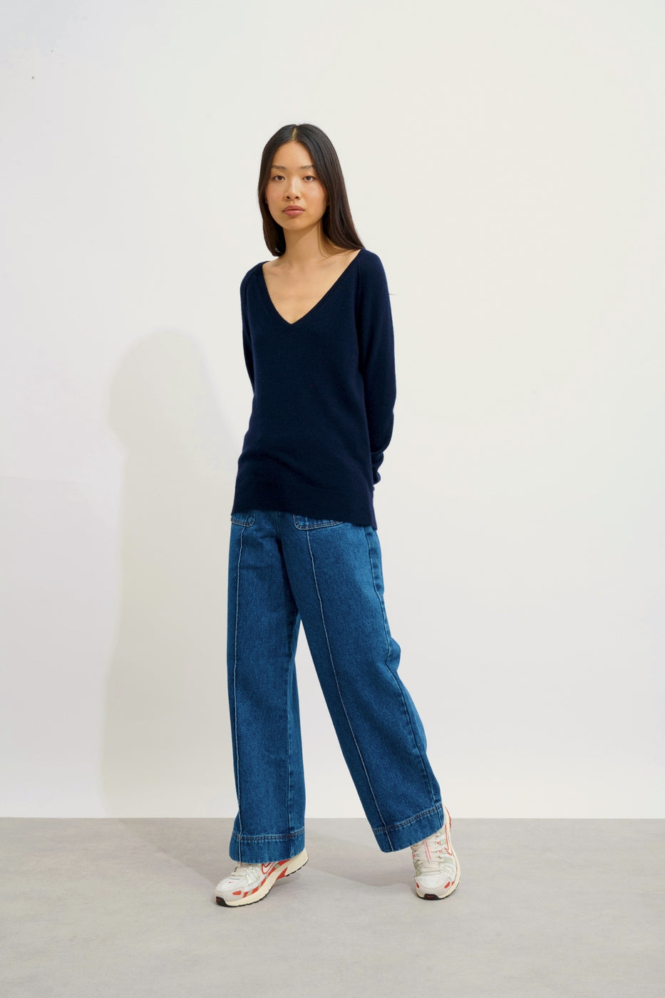 V-Neck Jumper - Giusalet - Navy