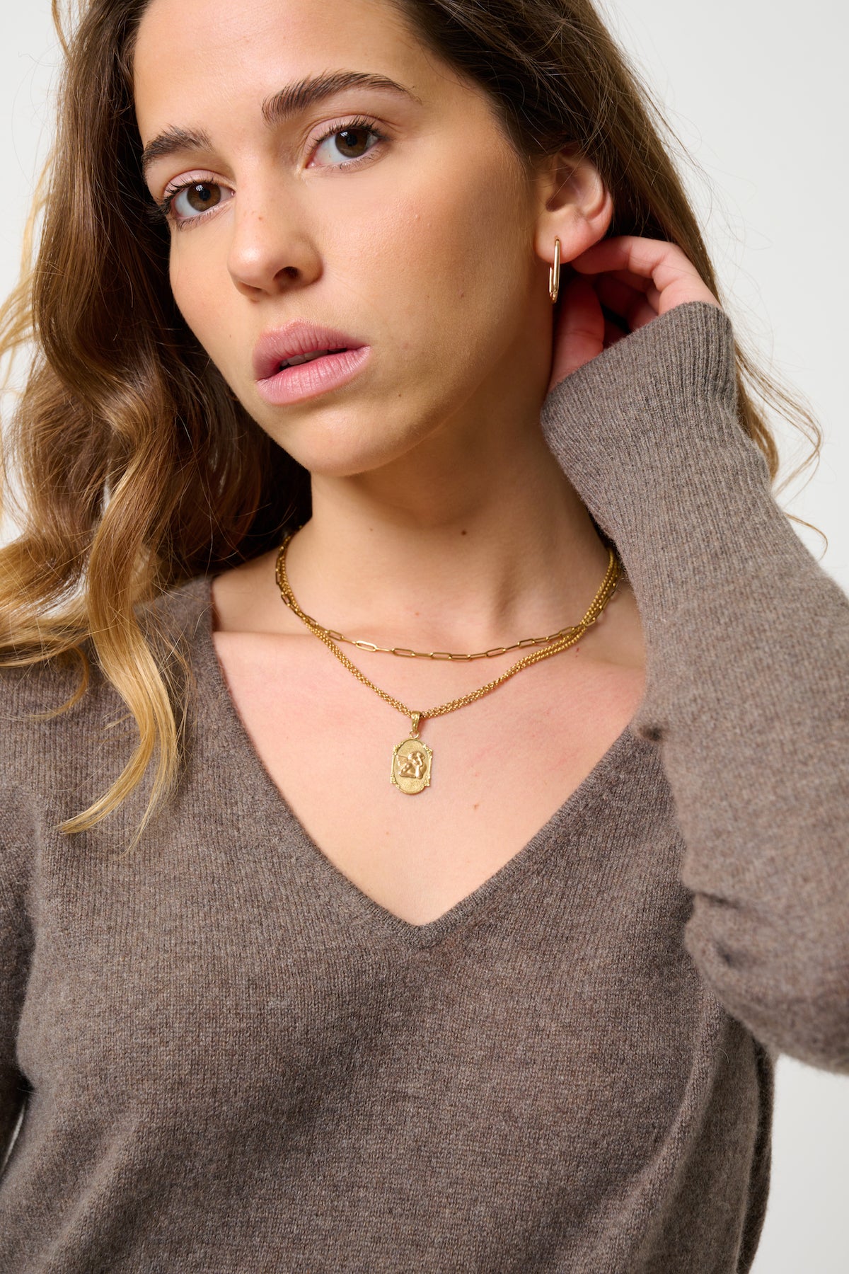 Vestido de cuello en V - Capelet - Topo jaspeado