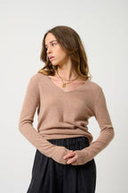 Jersey con cuello en V - Galise - Camel jaspeado