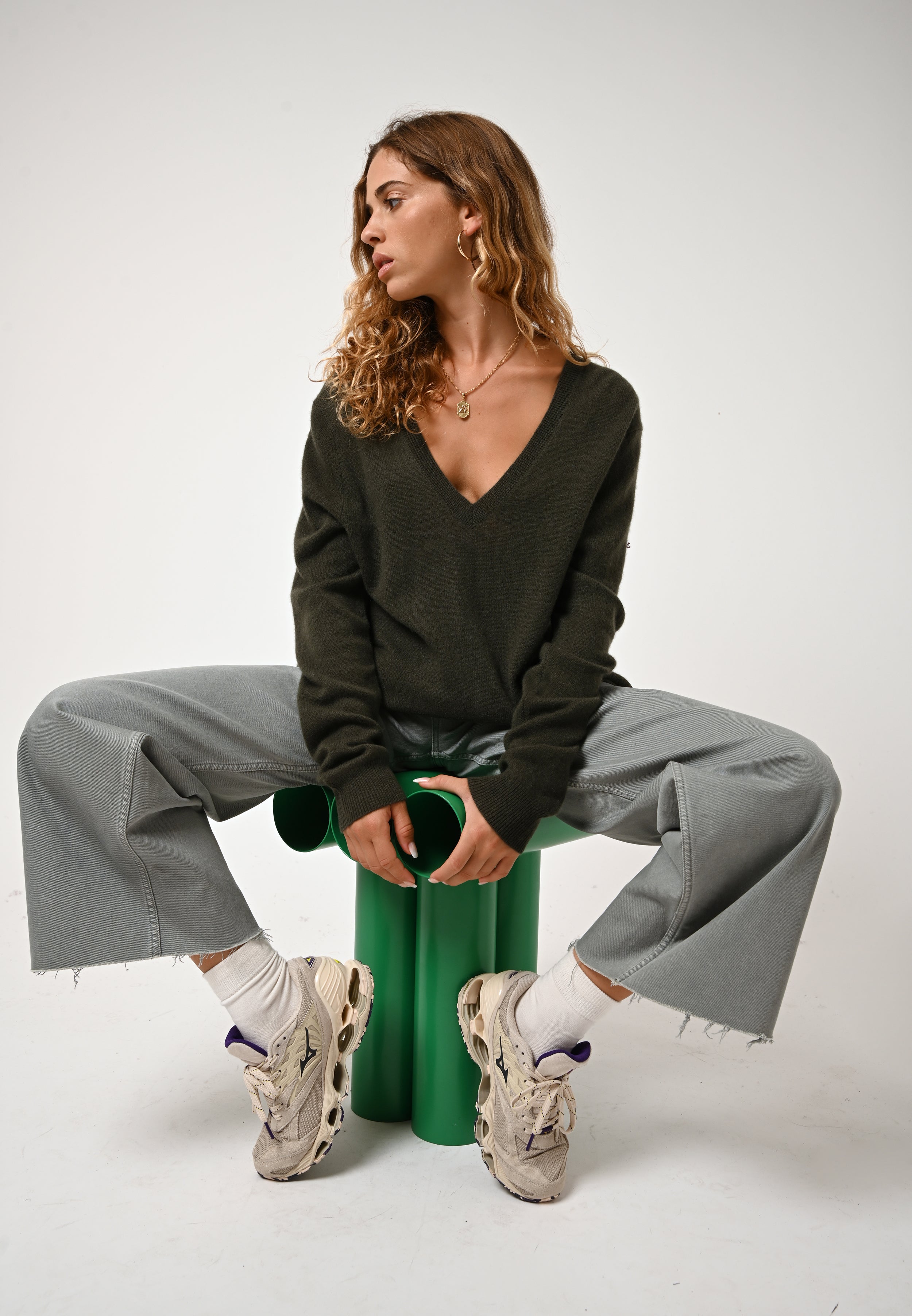V-Neck Jumper Front And Back - Giegn - Khaki