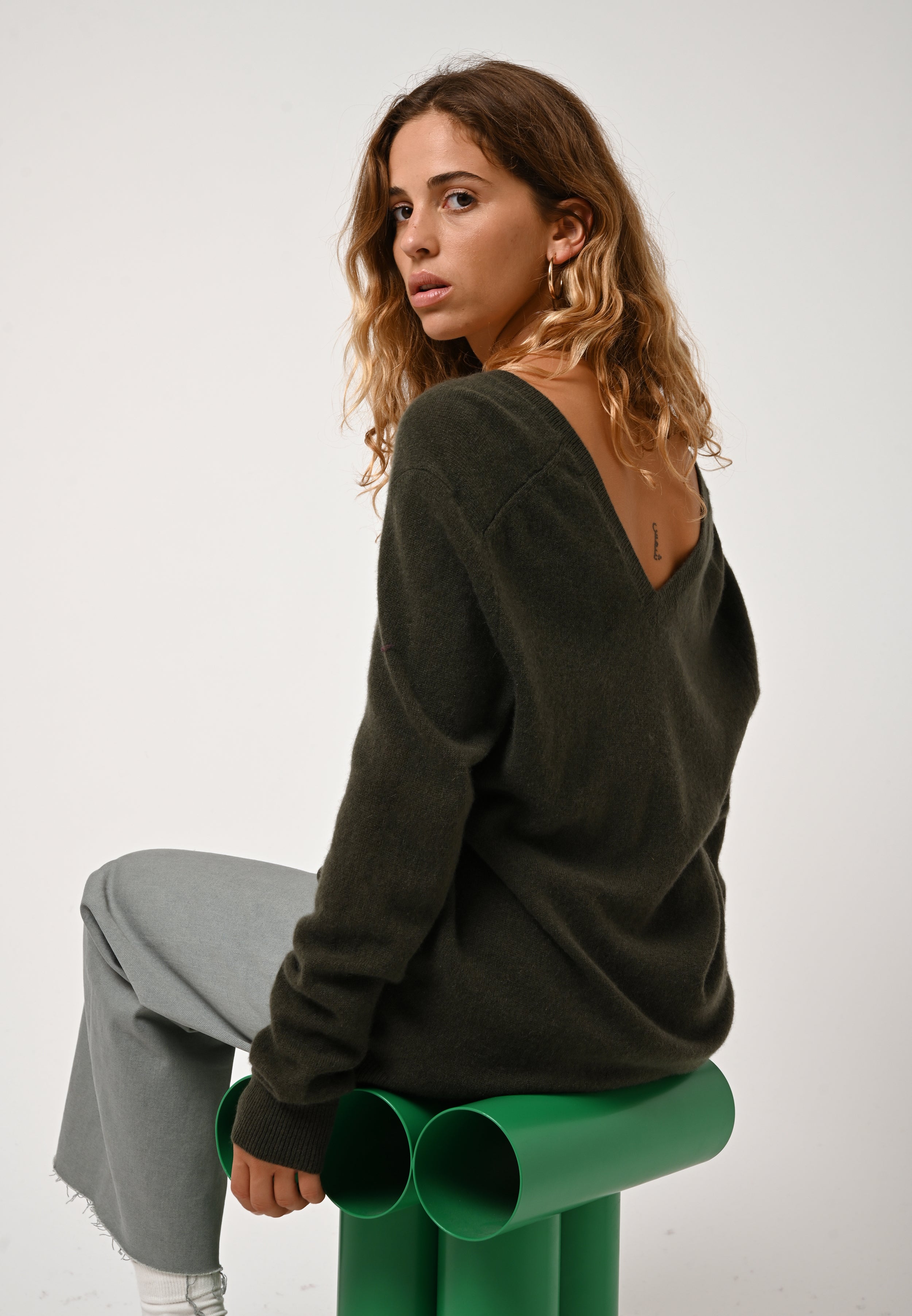 V-Neck Jumper Front And Back - Giegn - Khaki