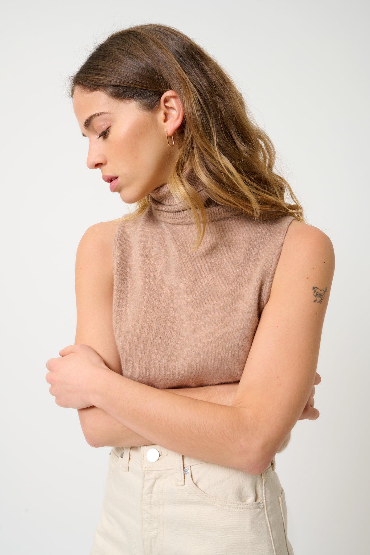 Sleeveless Roll-Neck Jumper - Capucin - Camel Chiné