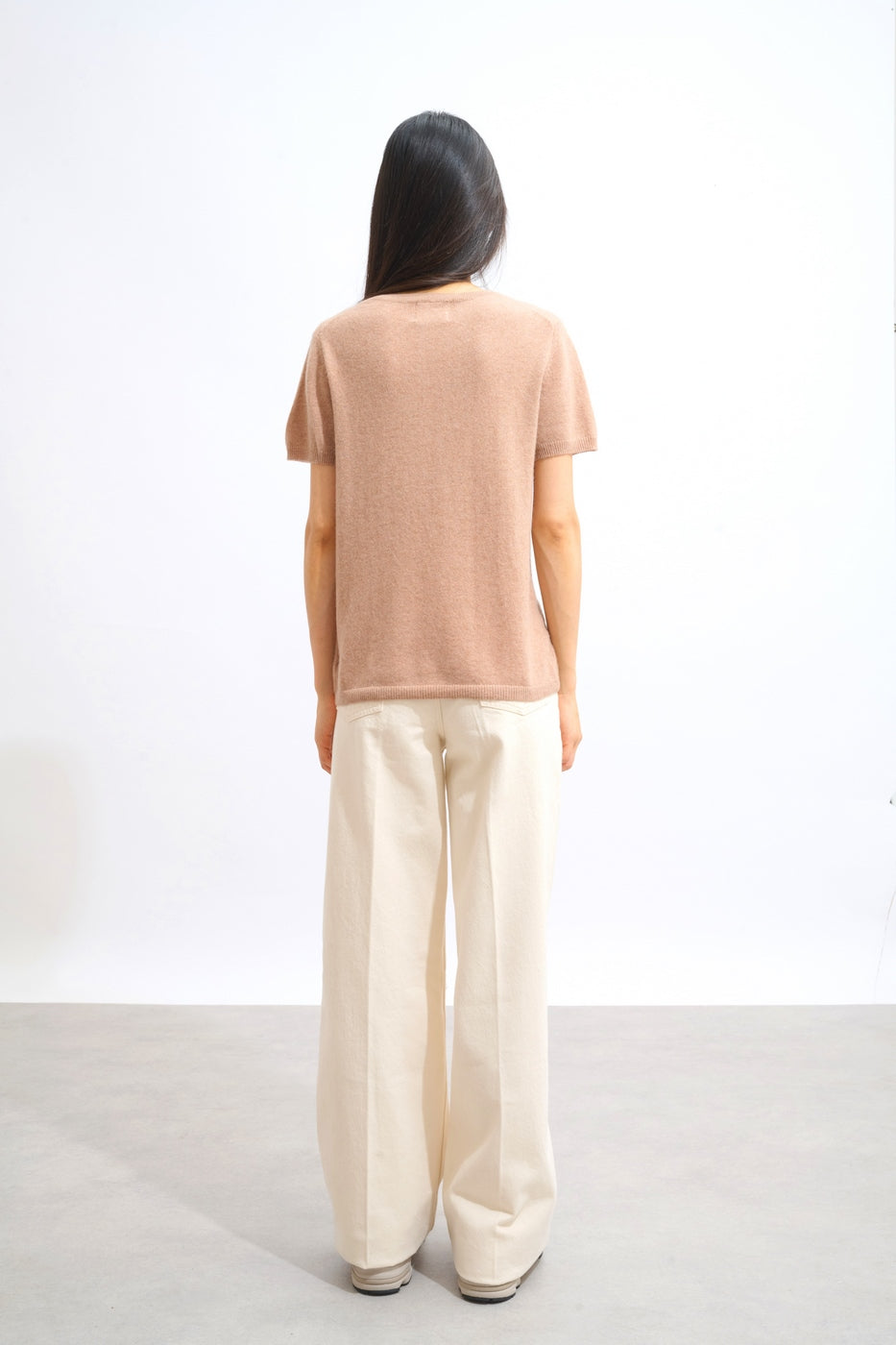 V-Neck T-Shirt - Kali - Mottled Camel
