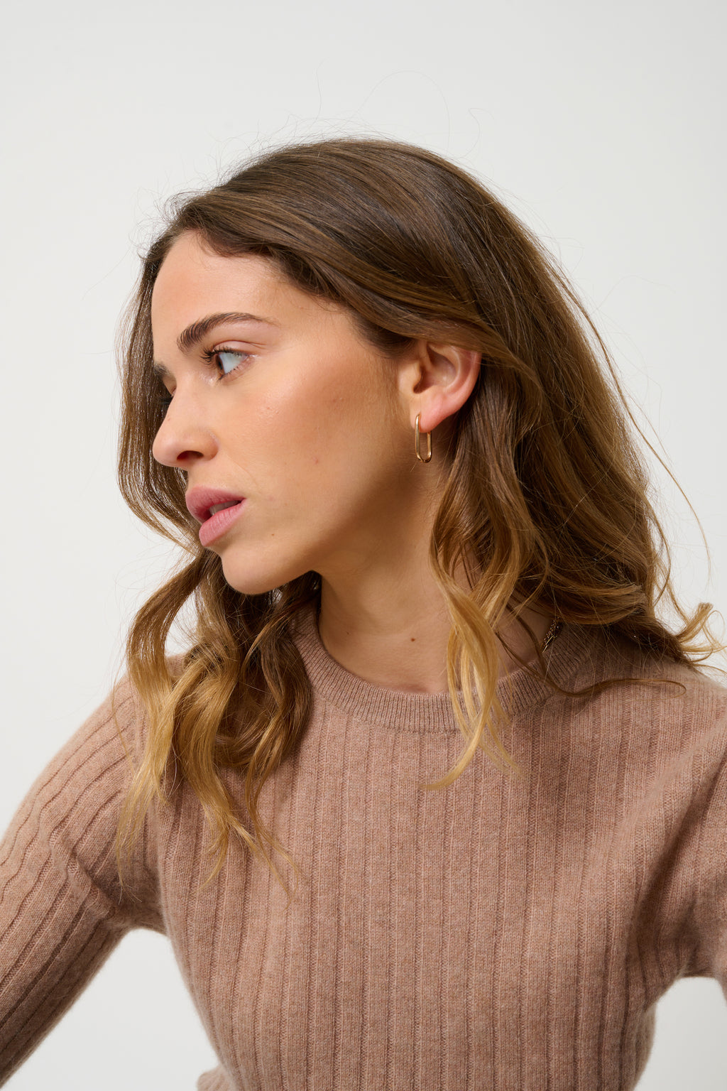 Round-Neck Jumper - Bella - Marl Camel