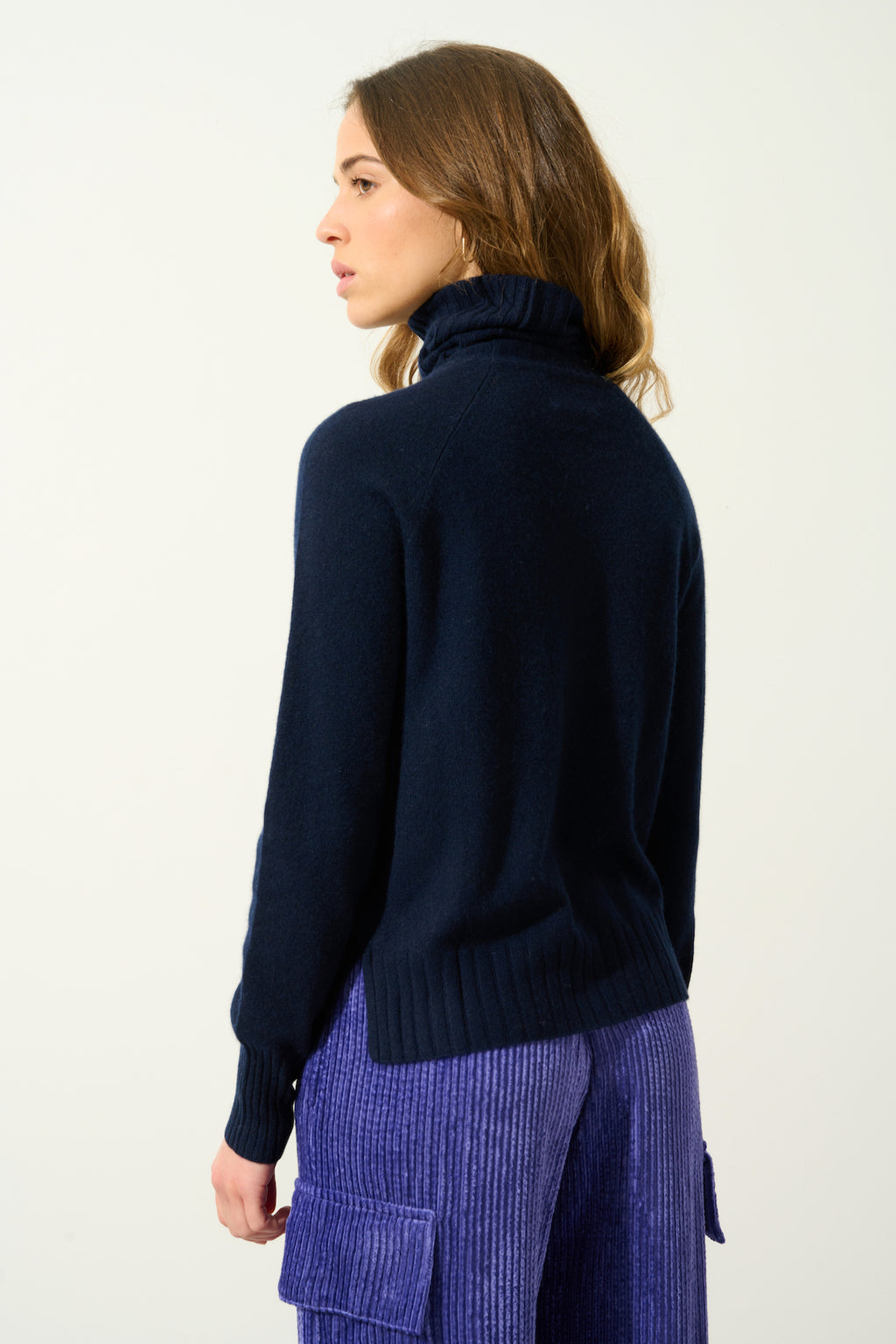 Cassy Roll Neck Jumper - Navy - 100% 2-Ply Cashmere - Jersey - Women