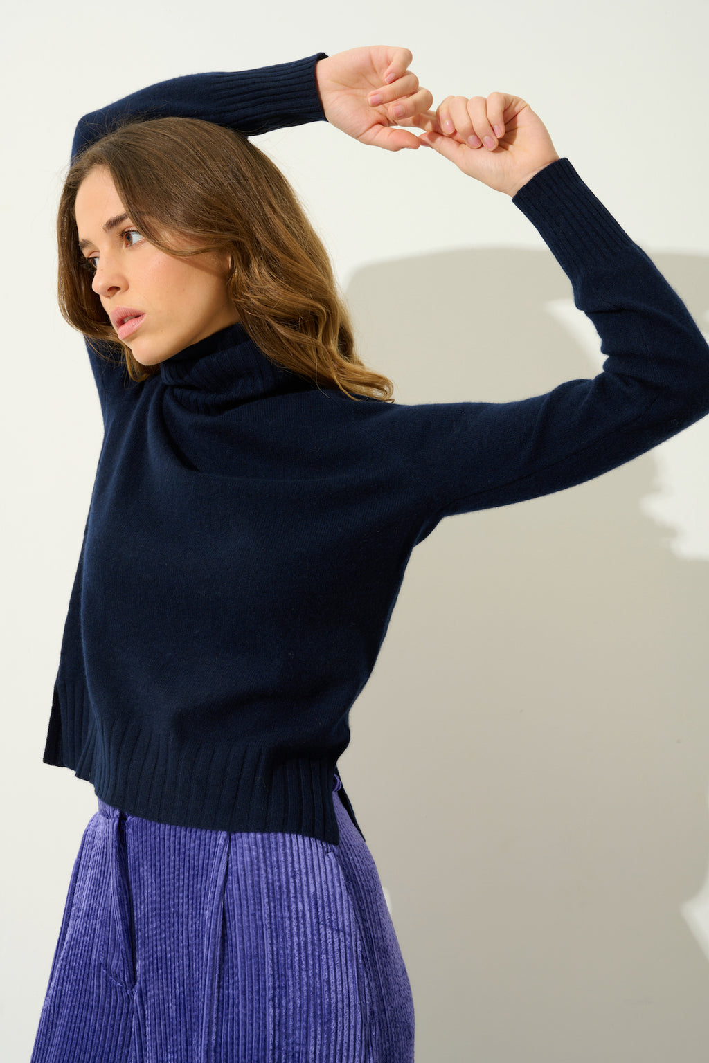 Cassy Roll Neck Jumper - Navy - 100% 2-Ply Cashmere - Jersey - Women