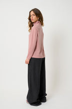 Jersey de cuello alto drapeado - Cheviot - palo de rosa
