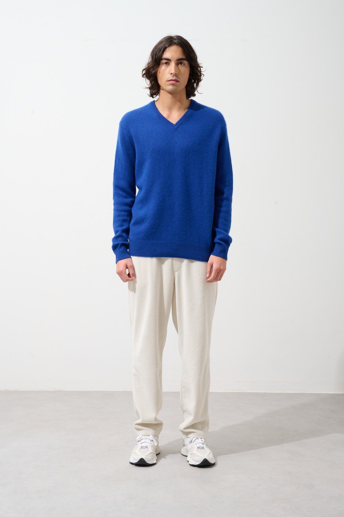 Pull Col V - 100% Cachemire 4 Fils - Outremer