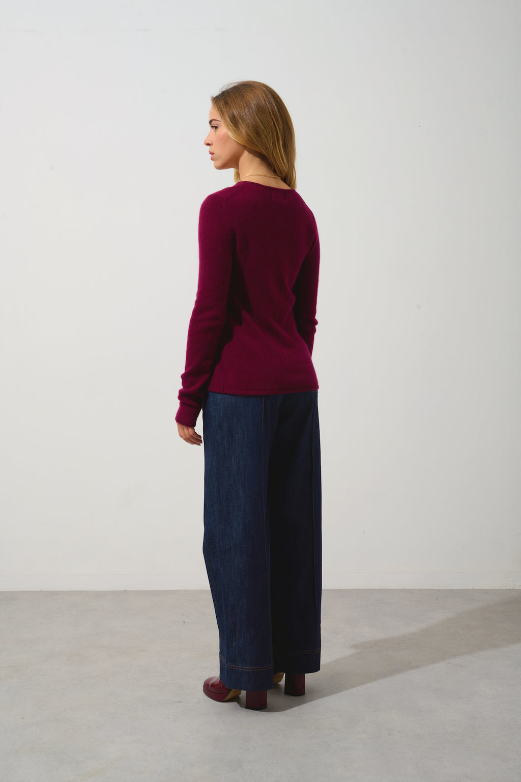 Round-Neck Jumper 4-Ply Ivy - Bordeaux - 100% 4-Ply Cashmere - Women