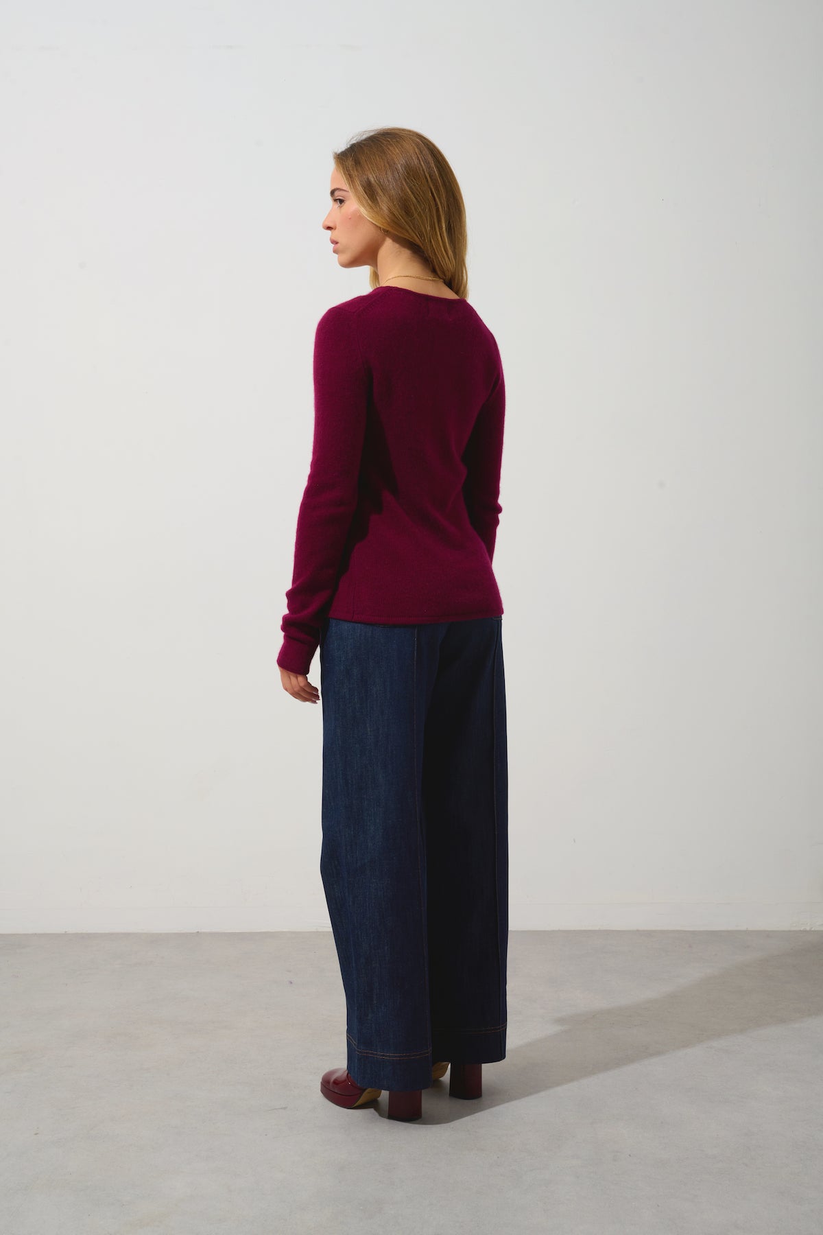 Round-Neck Jumper 4-Ply Ivy - Bordeaux - 100% 4-Ply Cashmere - Women