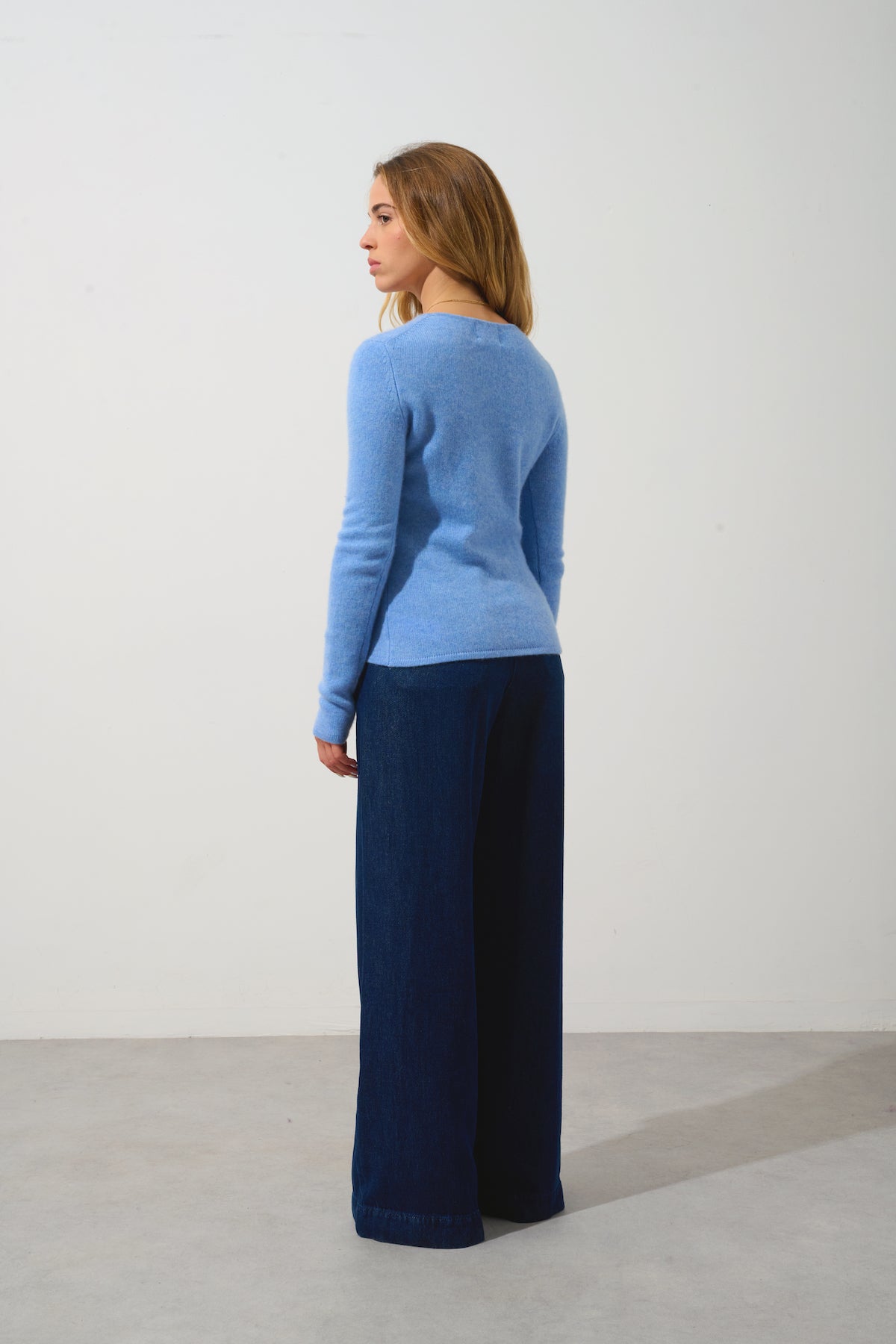 Jersey de cuello redondo Ivy de 4 hilos - Cielo - 100% cachemira de 4 hilos - Mujer