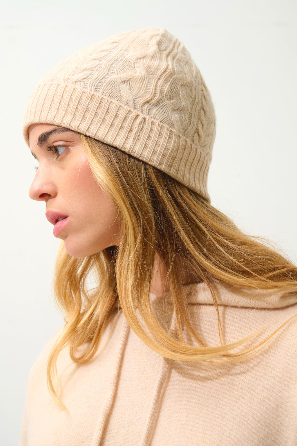 Gorro Scott de 4 hilos - Arena - 100% cachemira de 4 hilos - Unisex