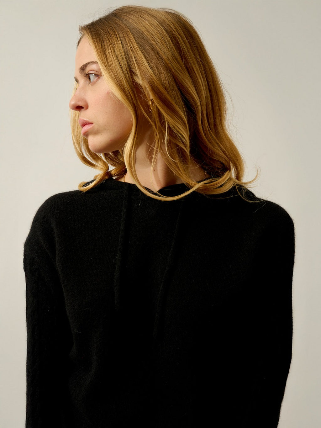 Svalinna Hooded Jumper - Black