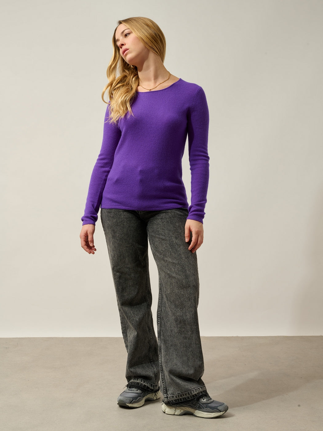 Epéna Crew Neck Jumper - 100% Cashmere, 2-Ply - Ultra Violet - Women