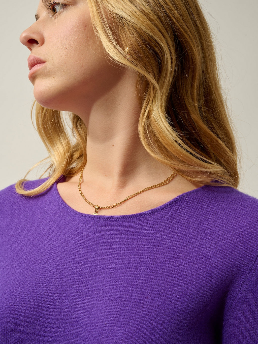 Epéna Crew Neck Jumper - 100% Cashmere, 2-Ply - Ultra Violet - Women