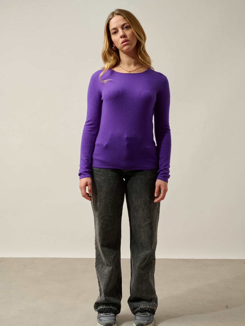 Epéna Crew Neck Jumper - 100% Cashmere, 2-Ply - Ultra Violet - Women