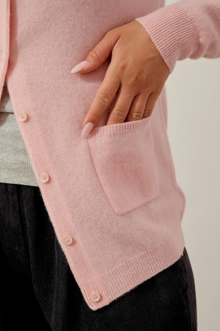 Round Neck Cardigan - Caron - Ballerine