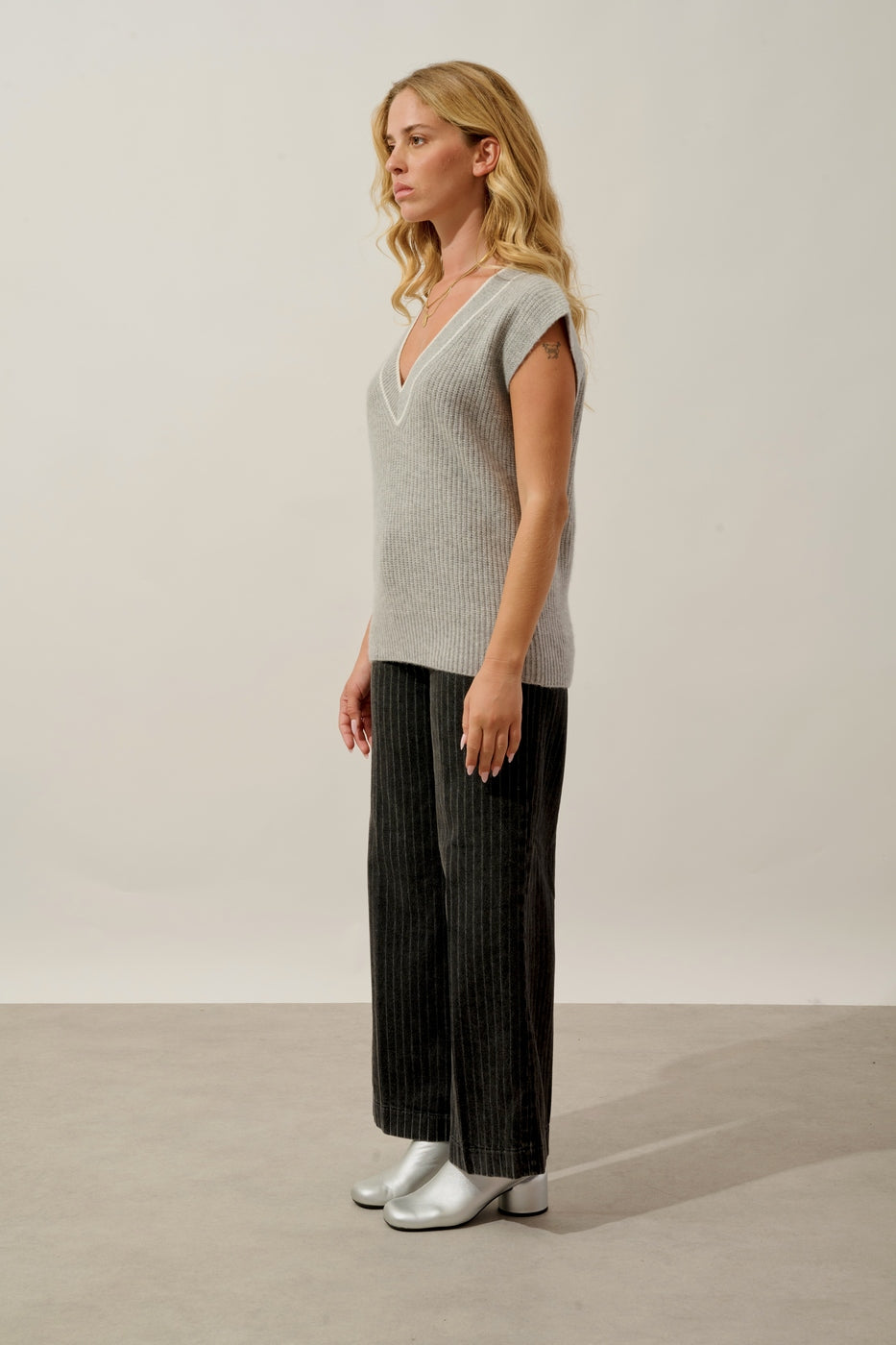 Jersey de cuello en V sin mangas de 4 hilos bicolor - Cami - Nube jaspeada_marfil