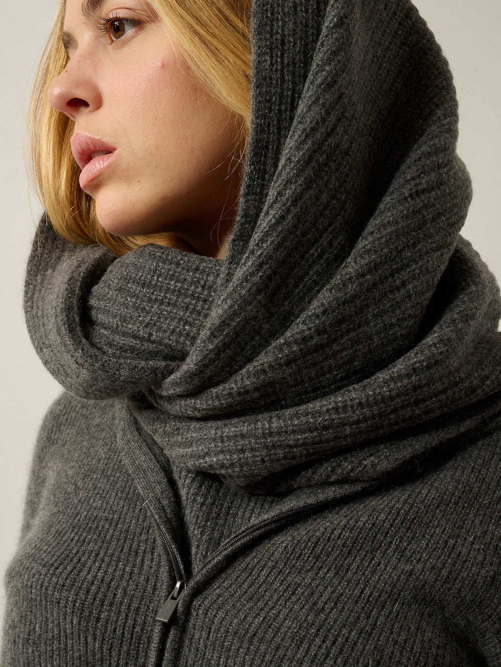 Cuello de 4 hilos Russell - Antracita jaspeado
