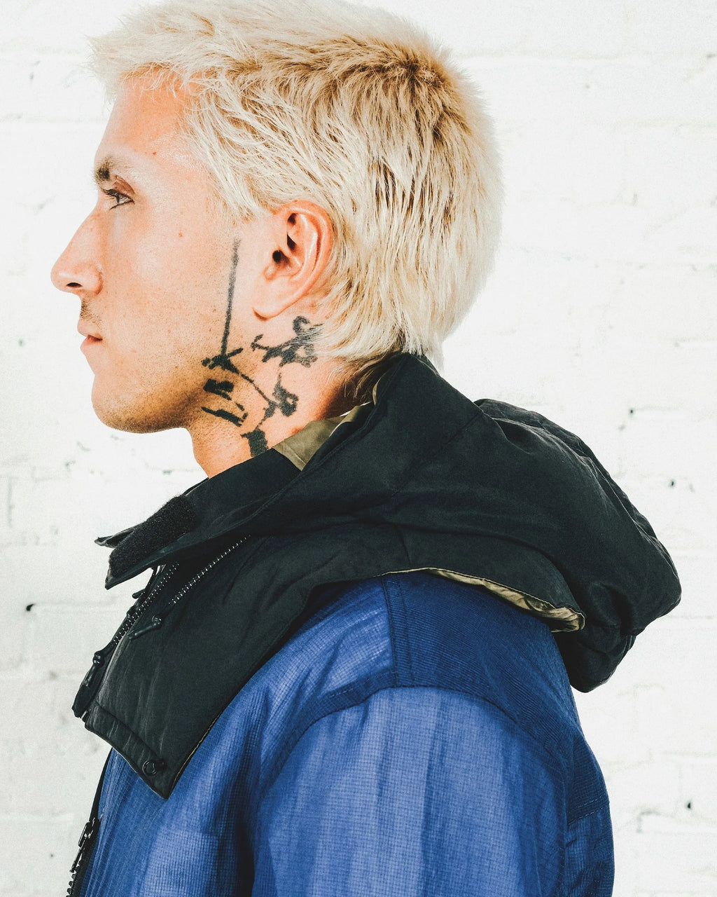 Insulated Hood - Black