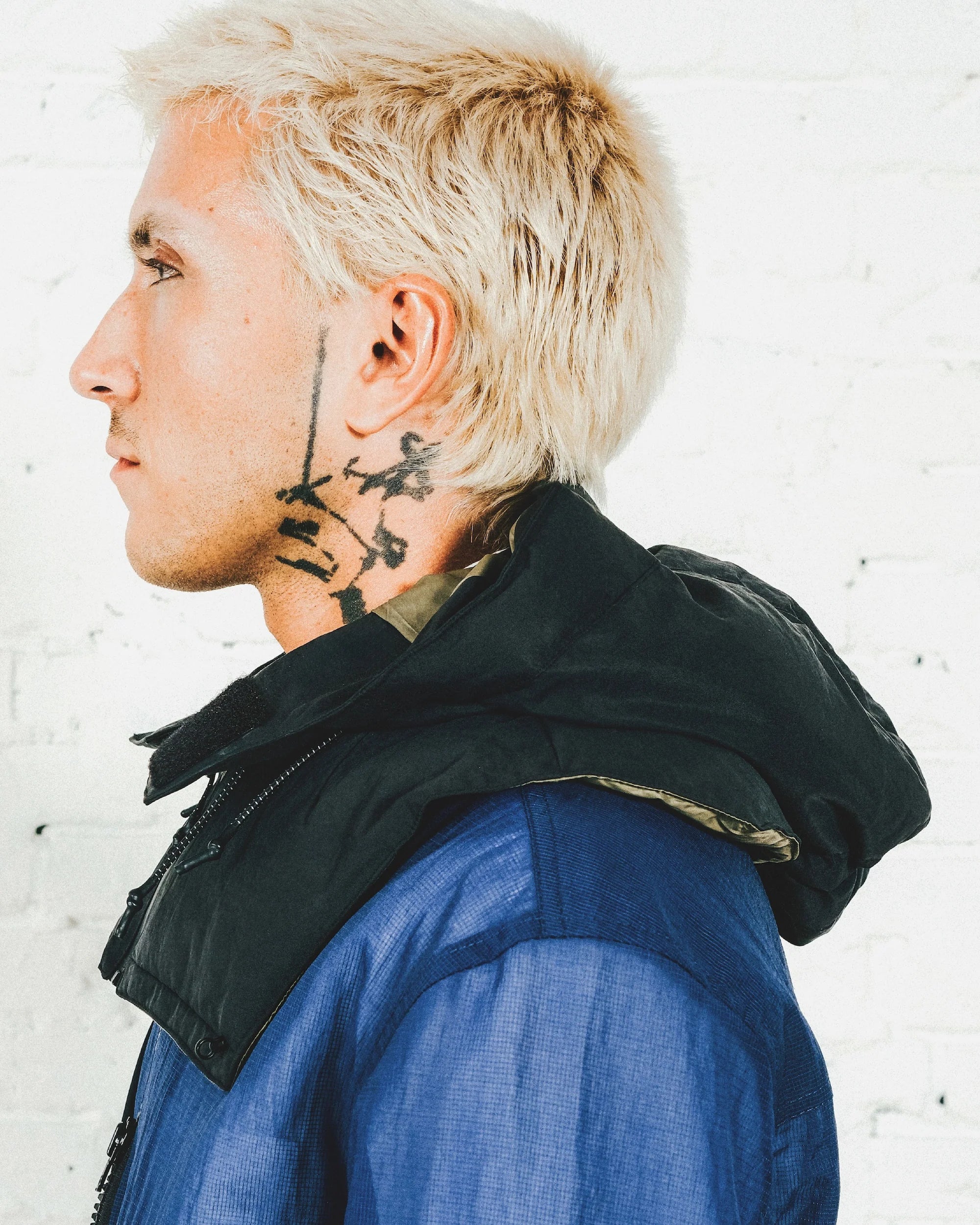 Insulated Hood - Black