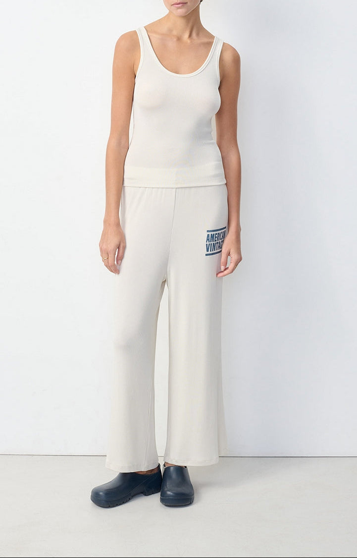 Jogging Amplio - Crema - Mujer