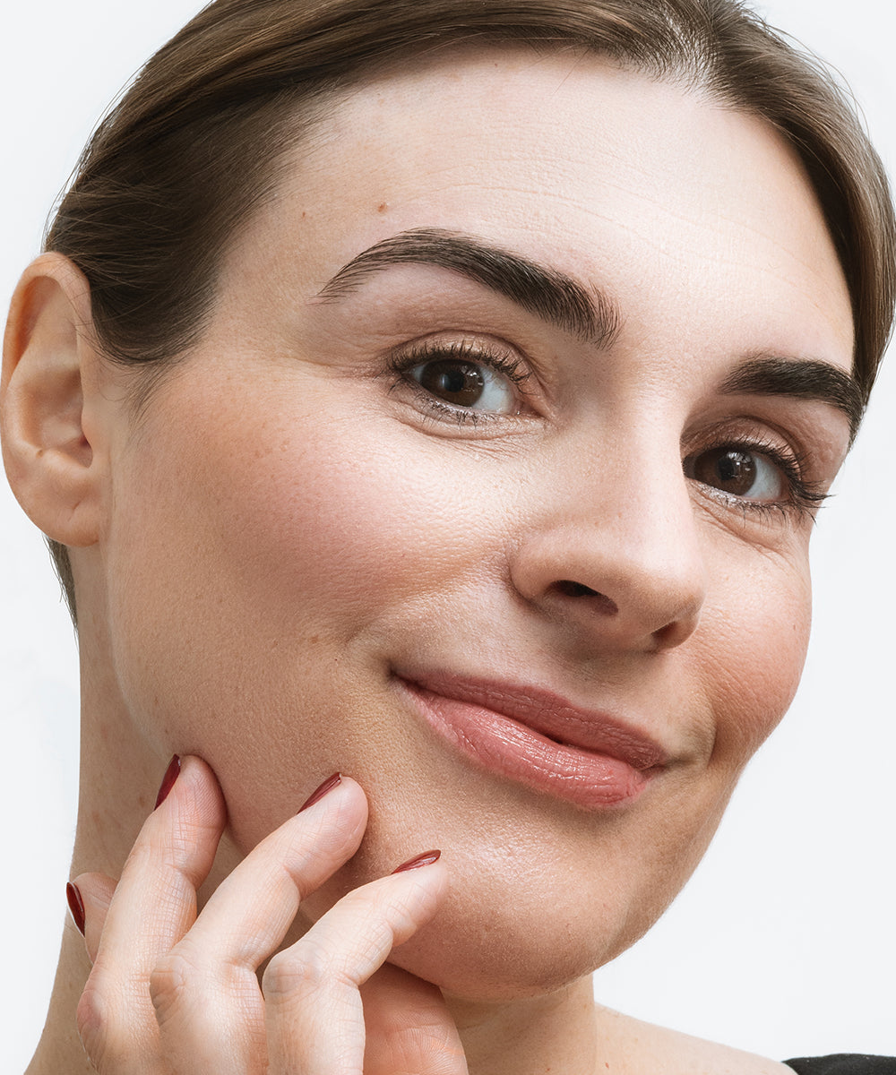 Restructuration Sourcils - Soin En Institut
