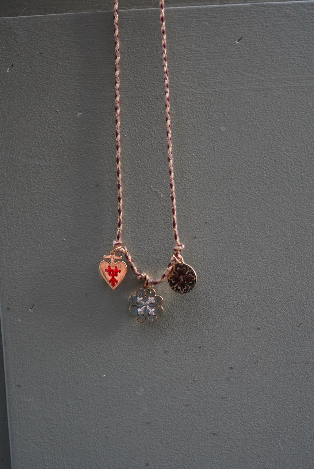 ISAURE cord necklace