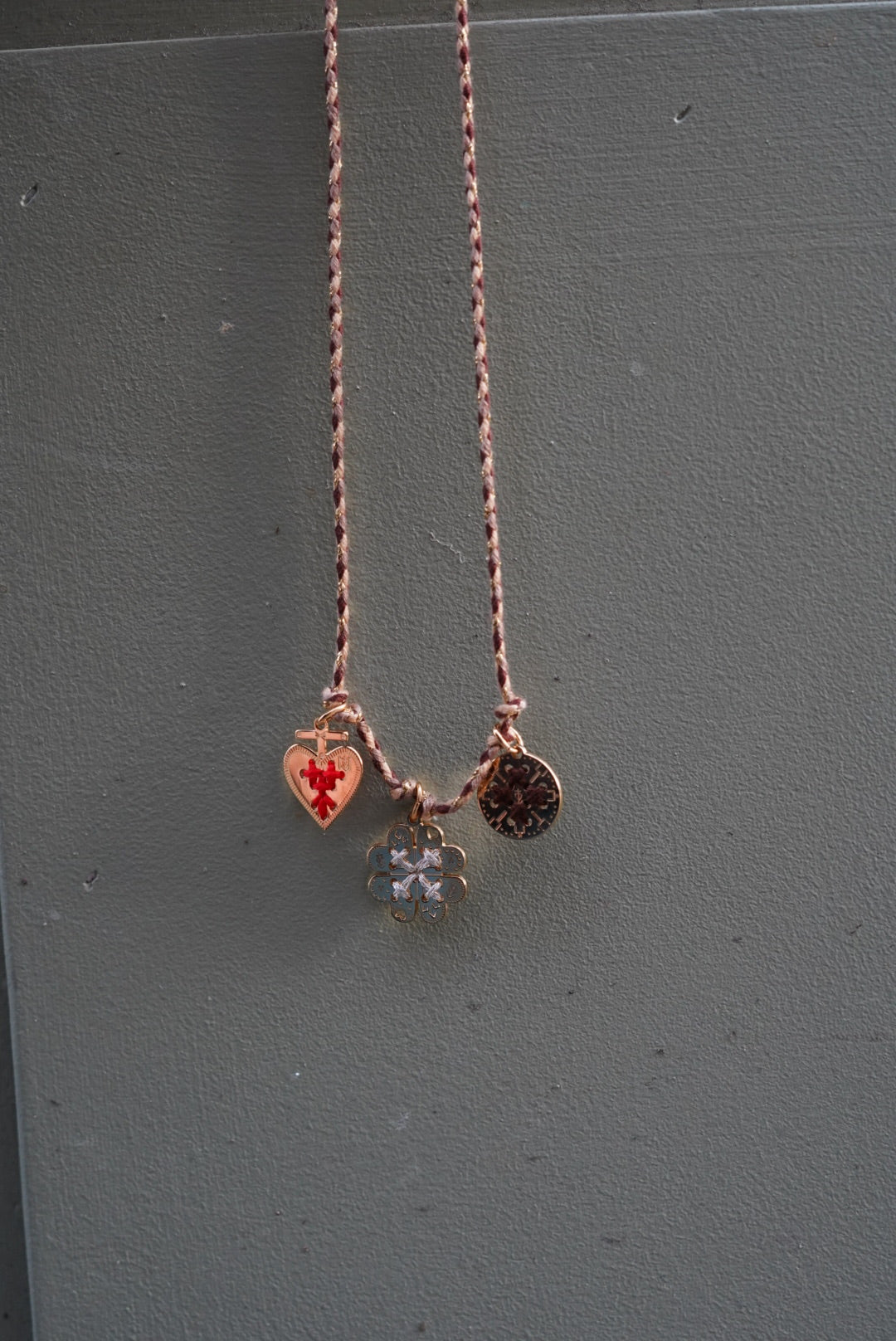 ISAURE cord necklace