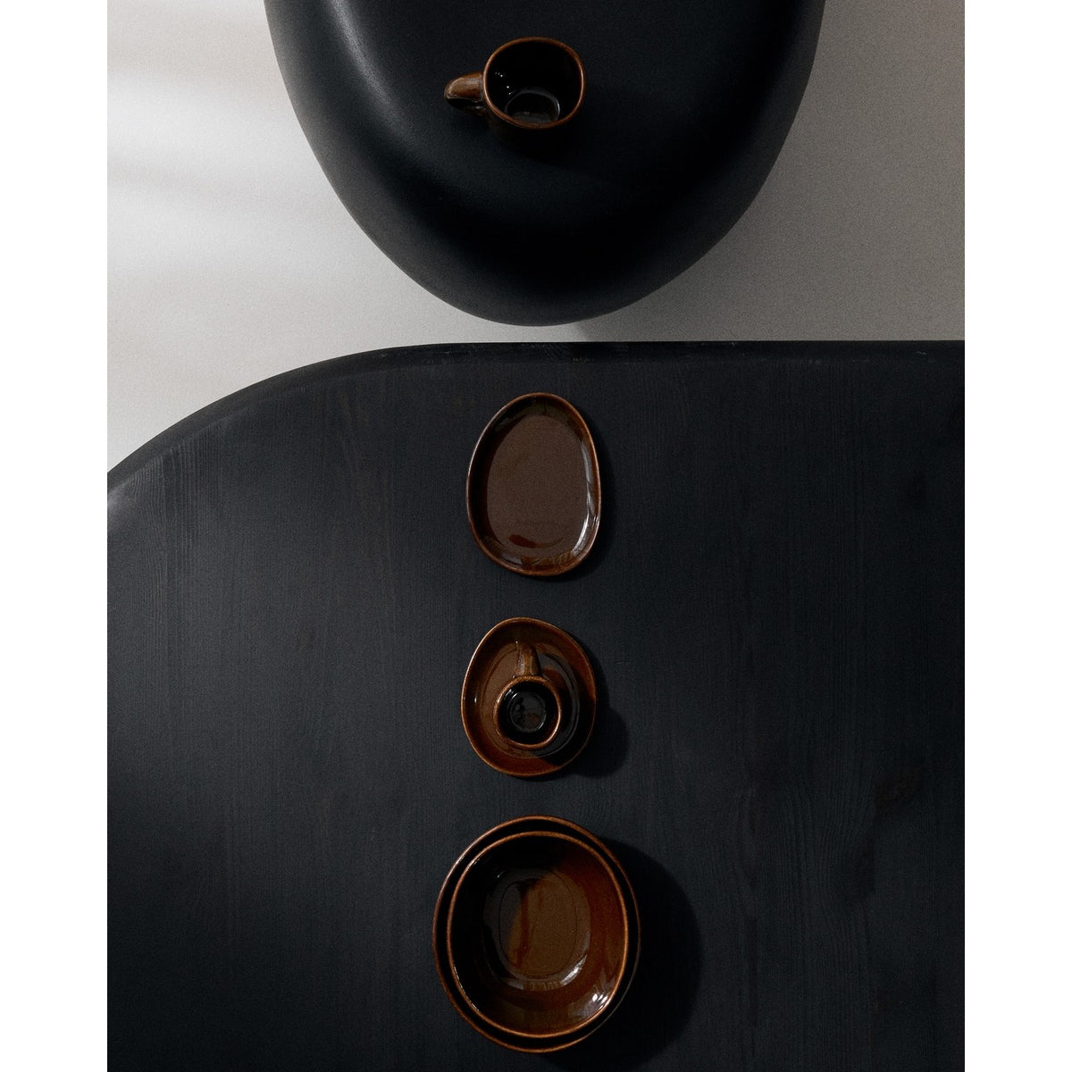 Out Of Lines - 2 Deep Plates M - Ocher - Uncharted