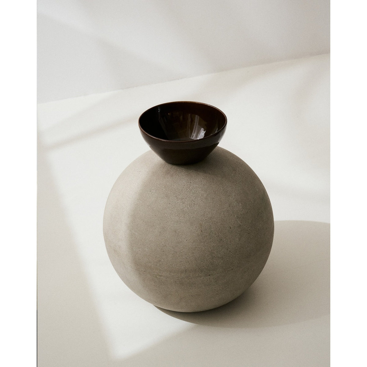 Out Of Lines - Serving Bowl - Ocher - Uncharted