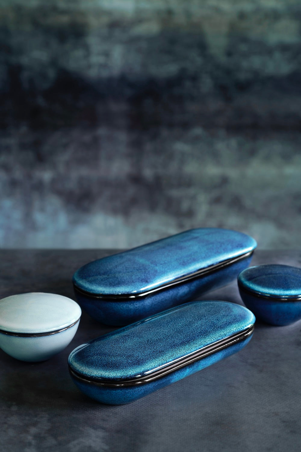 Bandeja Con Tapa L - Azul Oscuro Puro - By Pascale Naessens