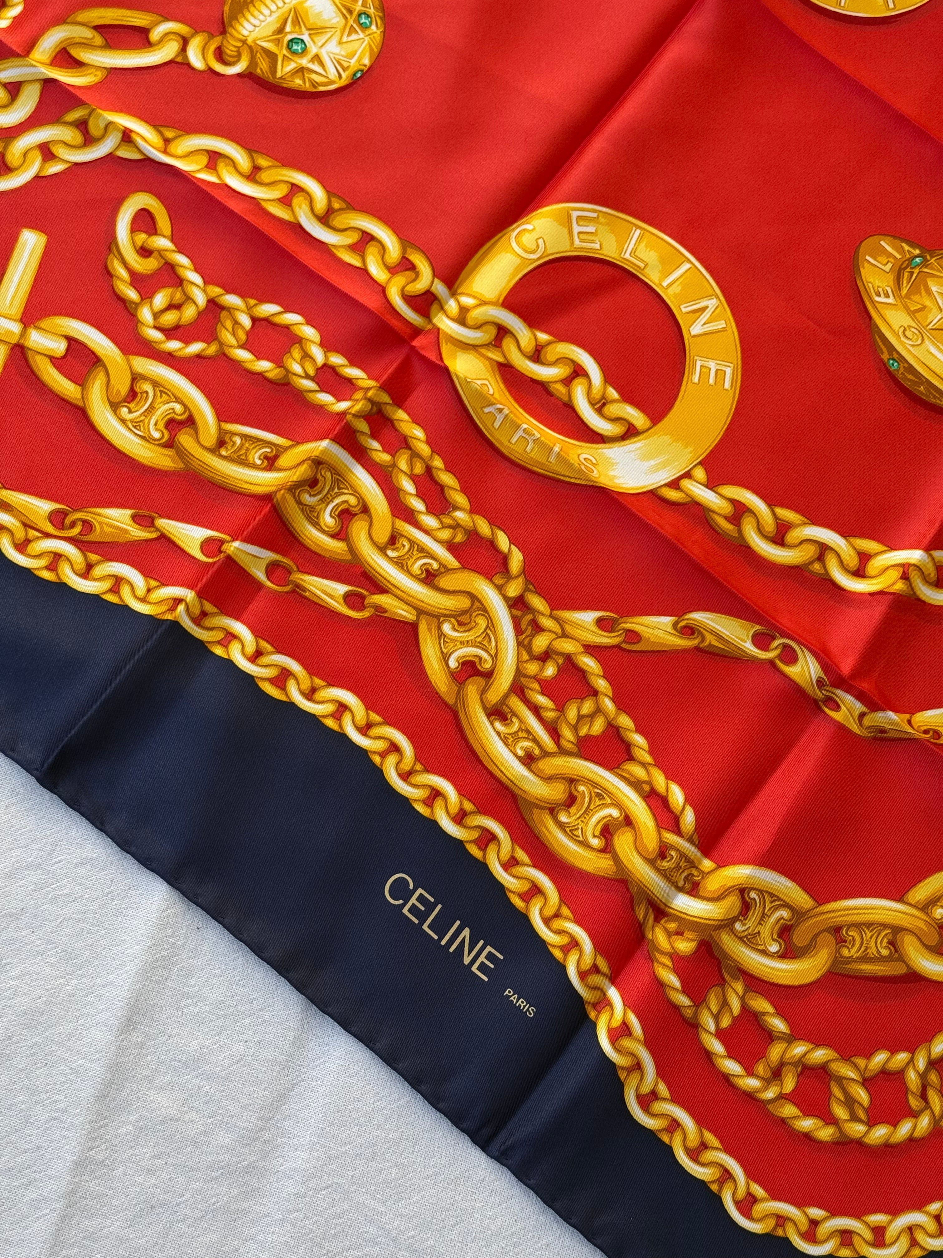 Céline Scarf – Chains And Medallions