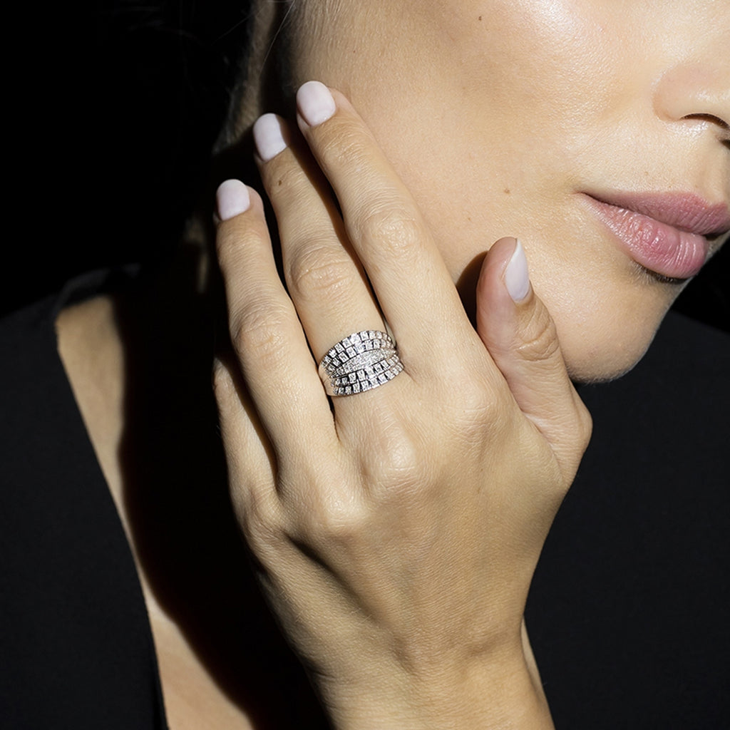 "Corselet" Ring