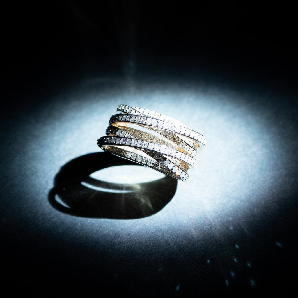 "New Entrelacs Candides" Ring, Diamonds: 0.99Ct/165 - 375/1000 Yellow Gold