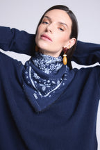 Bufanda Bandana Flower Bandana Flower de cachemira - Azul marino y azul cielo - Unisex