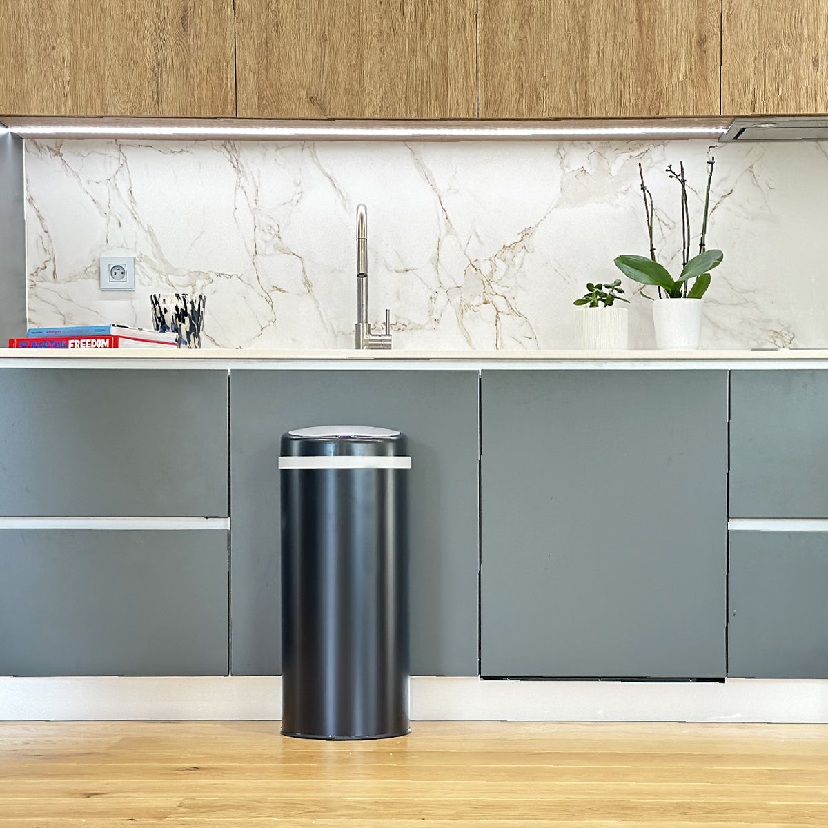Soho - Cubo de basura automático de acero inoxidable 42L - Acero inoxidable - Negro