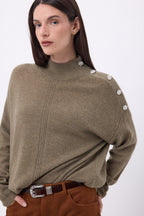 Rullekravestrik Med Smykkeknapper Baya - Khaki Meleret-Sølvknapper - Dame - 100% Kashmir