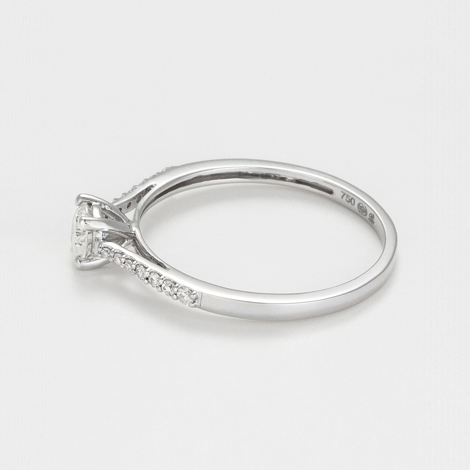 Bague "Dis-Moi Oui" Diamant :0,25Ct/1+ 0,07Ct/14 - Or Blanc 750/1000