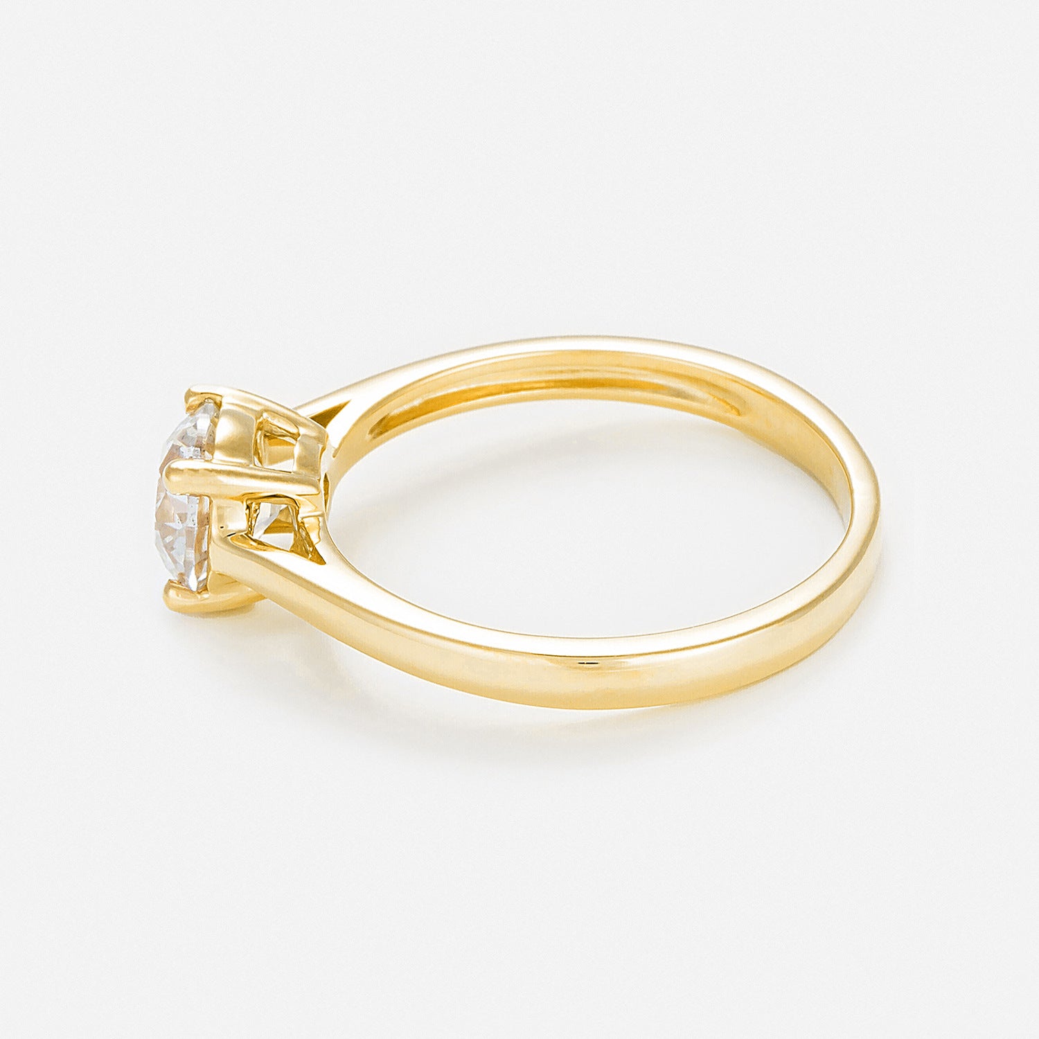 "Imperial Solitaire 1" Ring D1Ct/1 - 750/1000 Yellow Gold