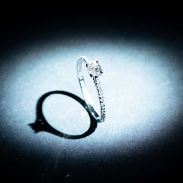 Anillo "Solitaire Royal 1 Quilate" D0.3Ct/24 & D0.7Ct/1 - Oro blanco 750/1000