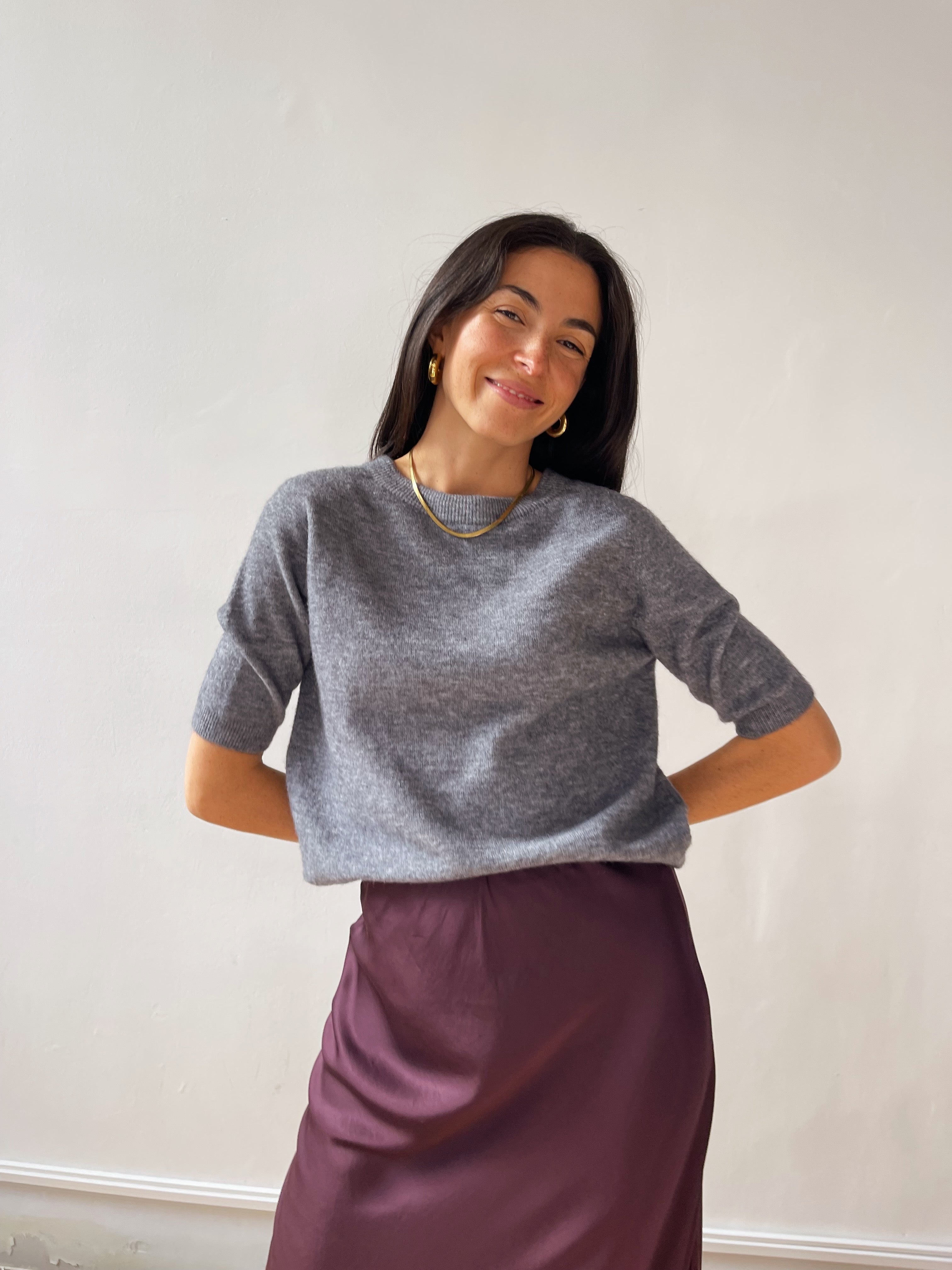 Camiseta de punto gris