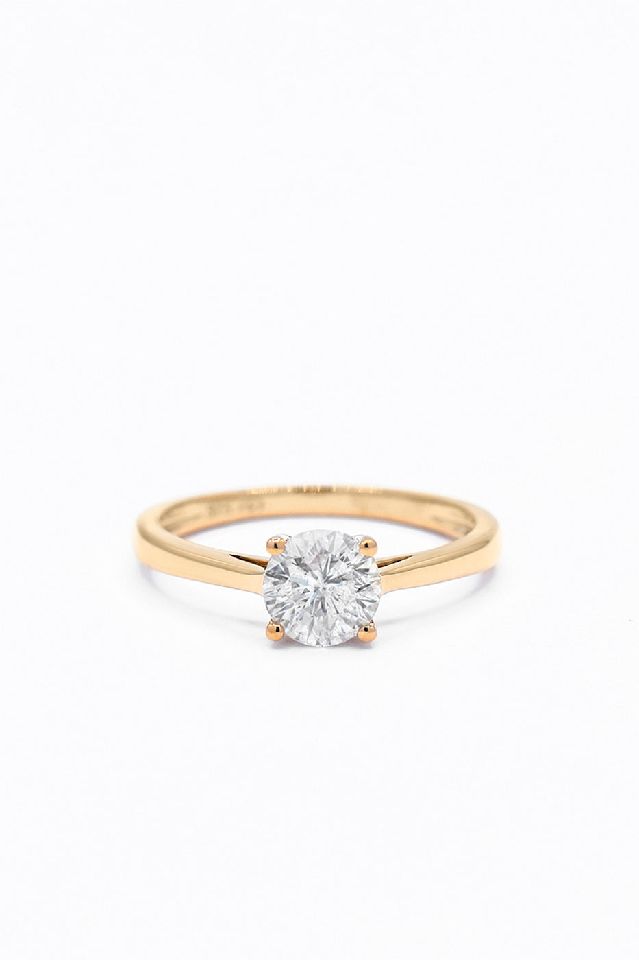 Anillo Solitario “Delicado” D1/1 – Oro amarillo 375/1000