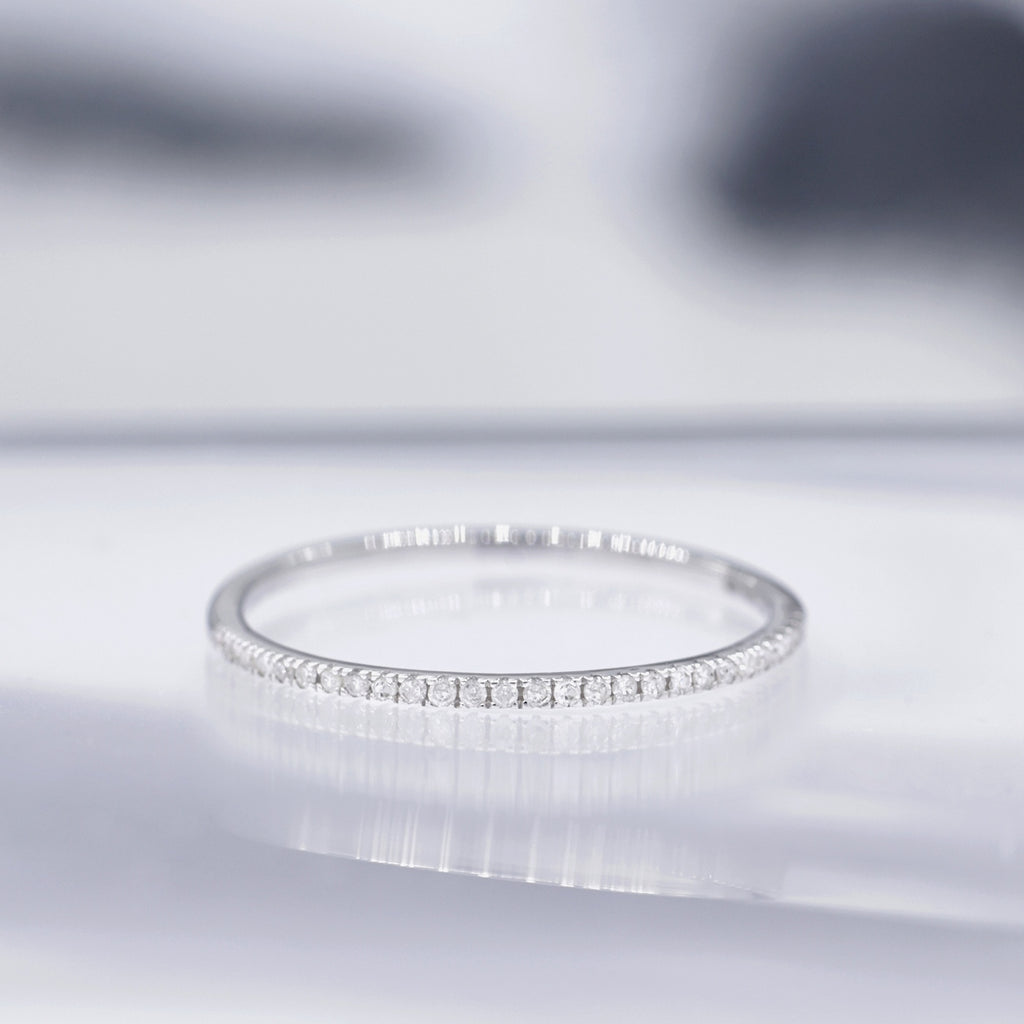 Anillo de Diamantes "Simply You" 0.08/27 - Oro Blanco 375/1000
