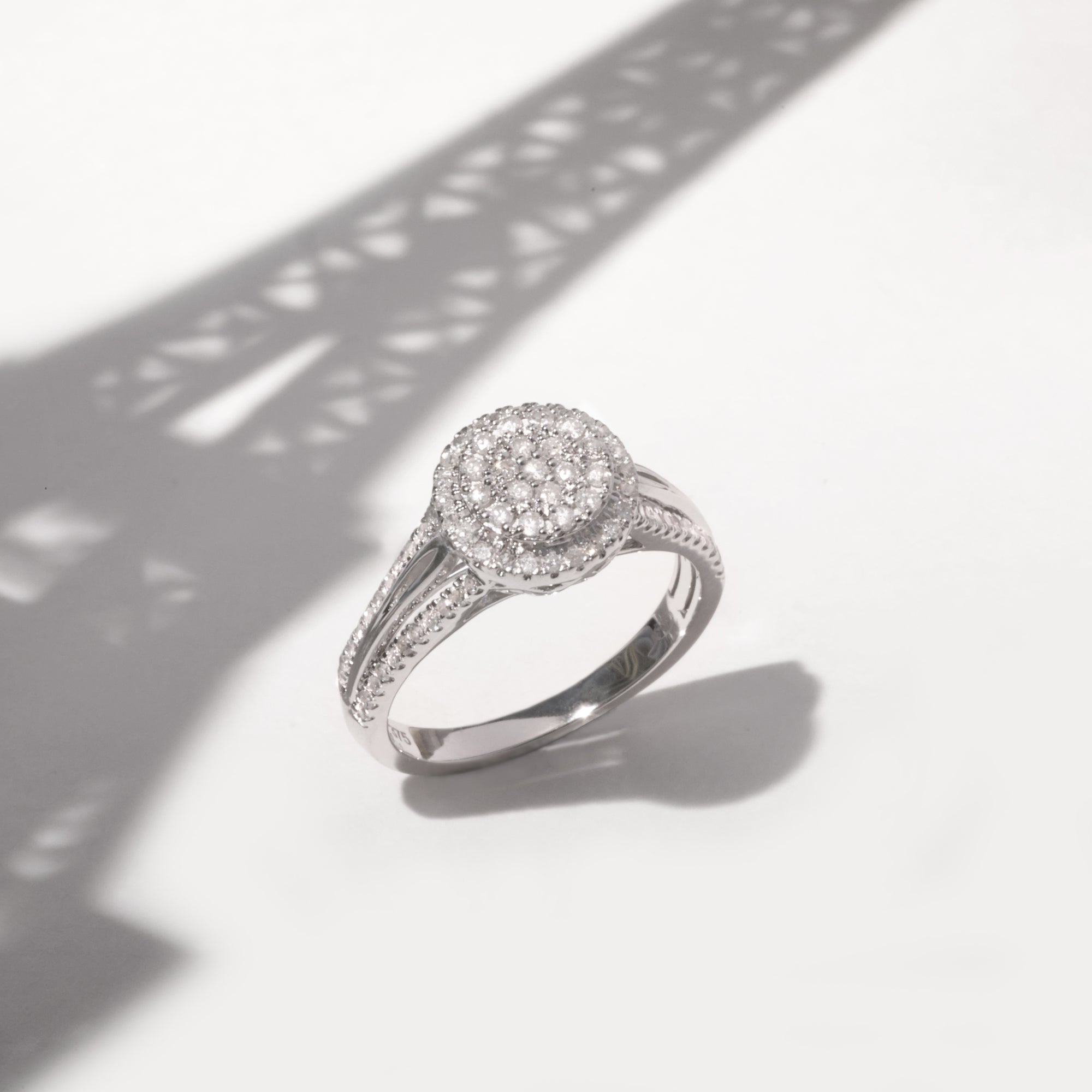 “Annetta” ring D0.50/87