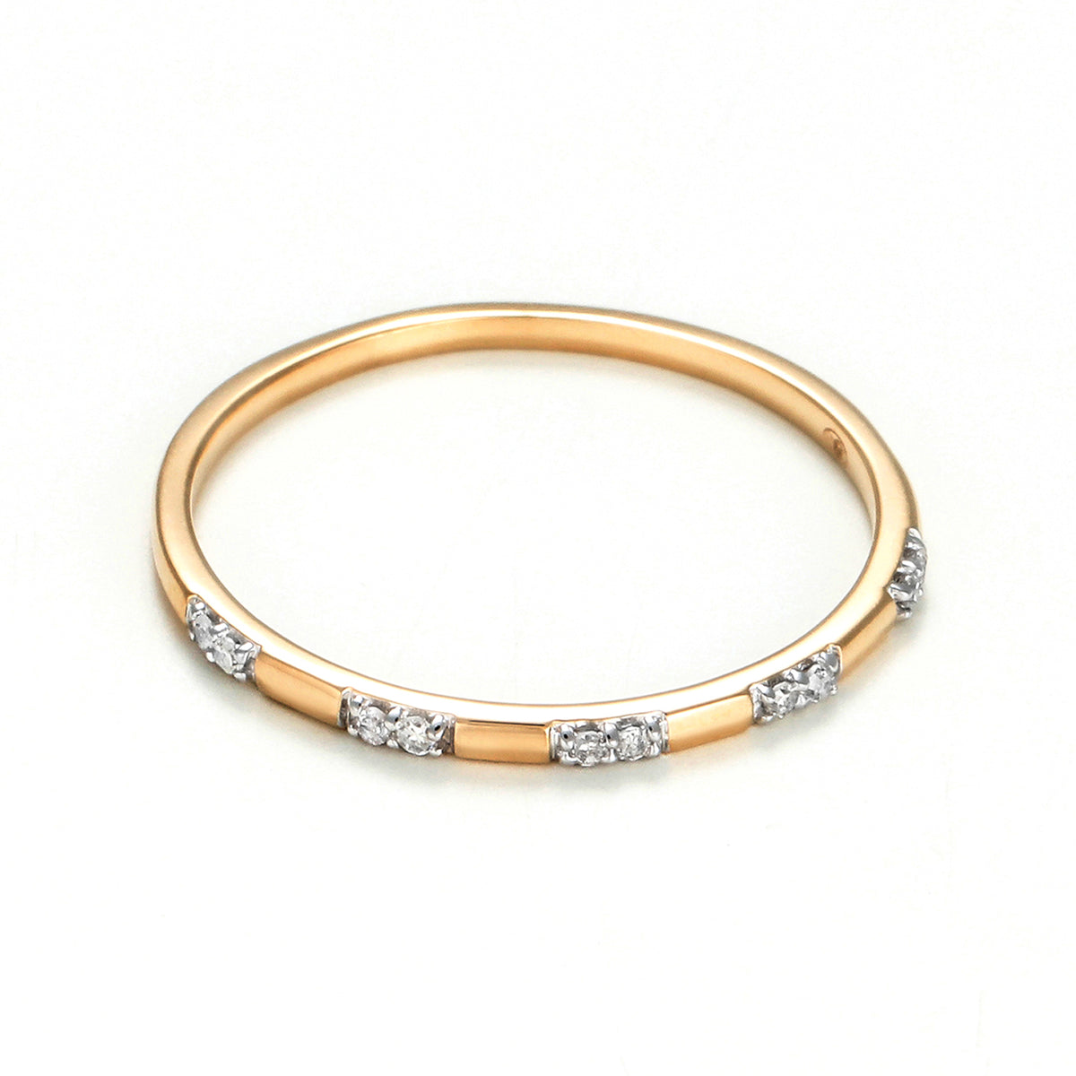 “Apollonia” ring D0.034/10