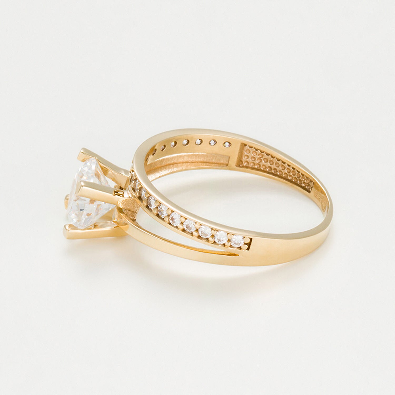 Bague "Majestueuse" - Or Jaune 375/1000 Et Zirconium