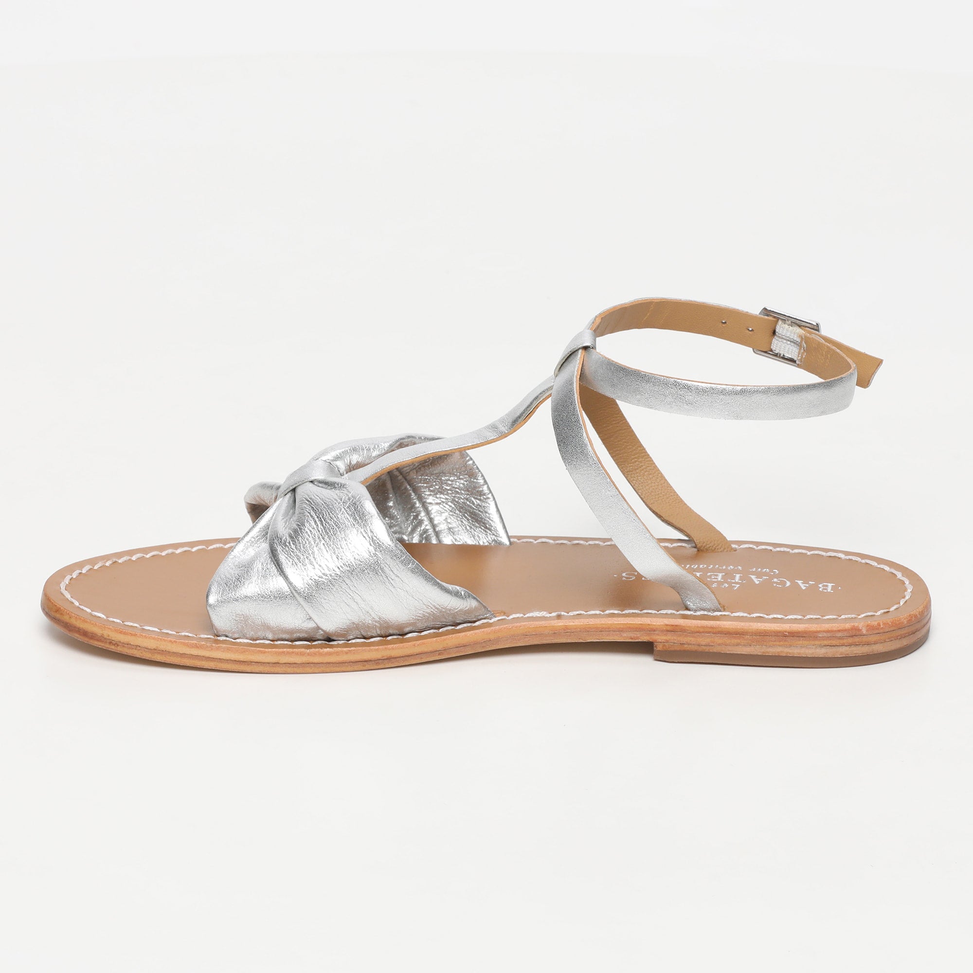 Les Bagatelles - Conesa Flat Sandals - Silver