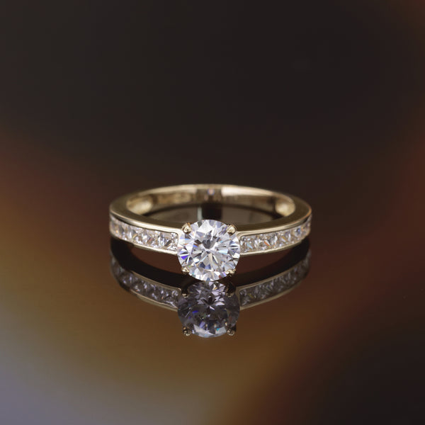“Brillant” Ring 375/1000 Yellow Gold And Zirconium